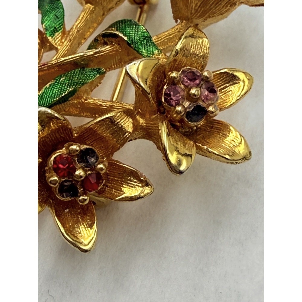 Vintage Corel Flower Bouquet Brooch Gold Tone Rhinestone Enamel READ - Picture 3 of 4